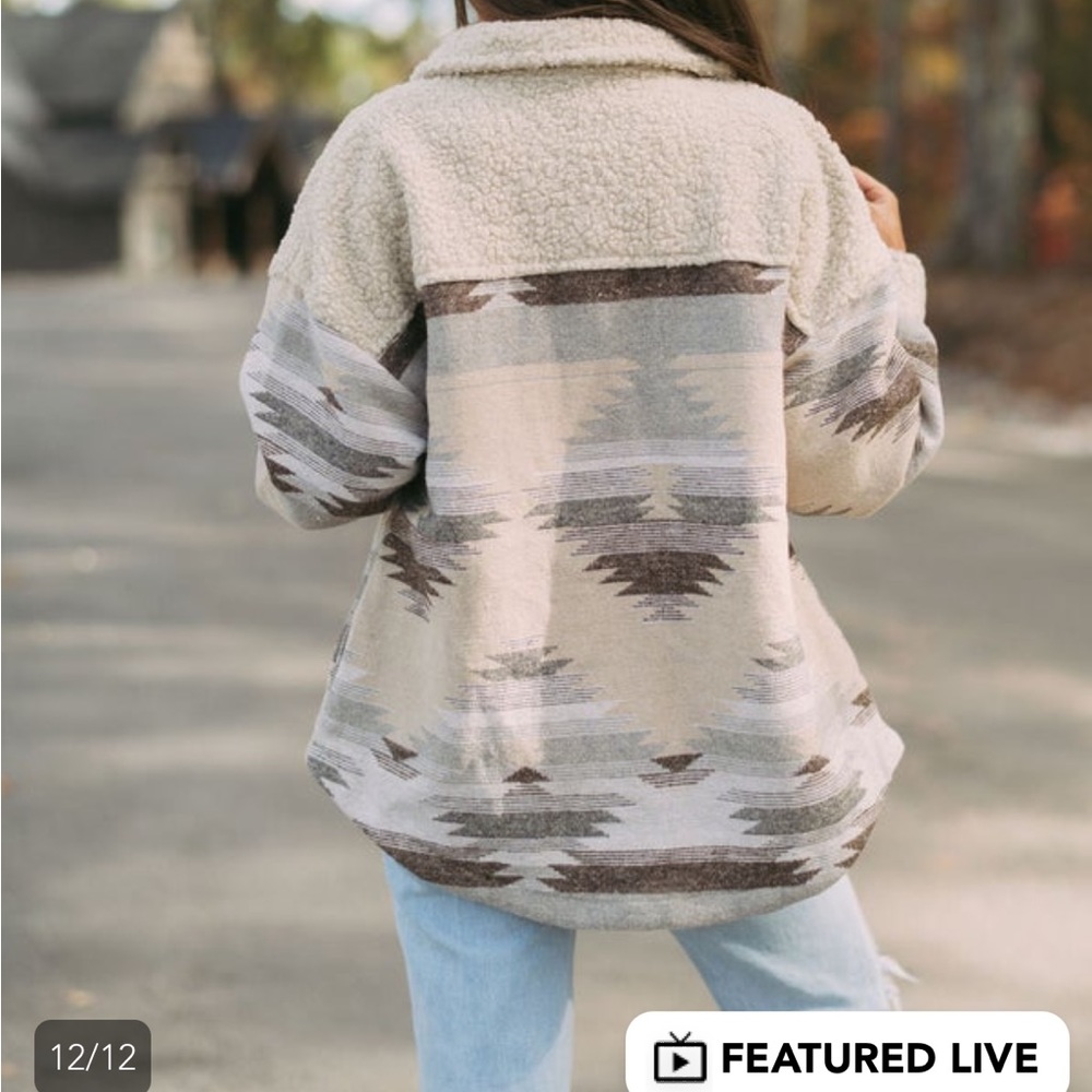 Aztec Shacket - Picture 2 of 3